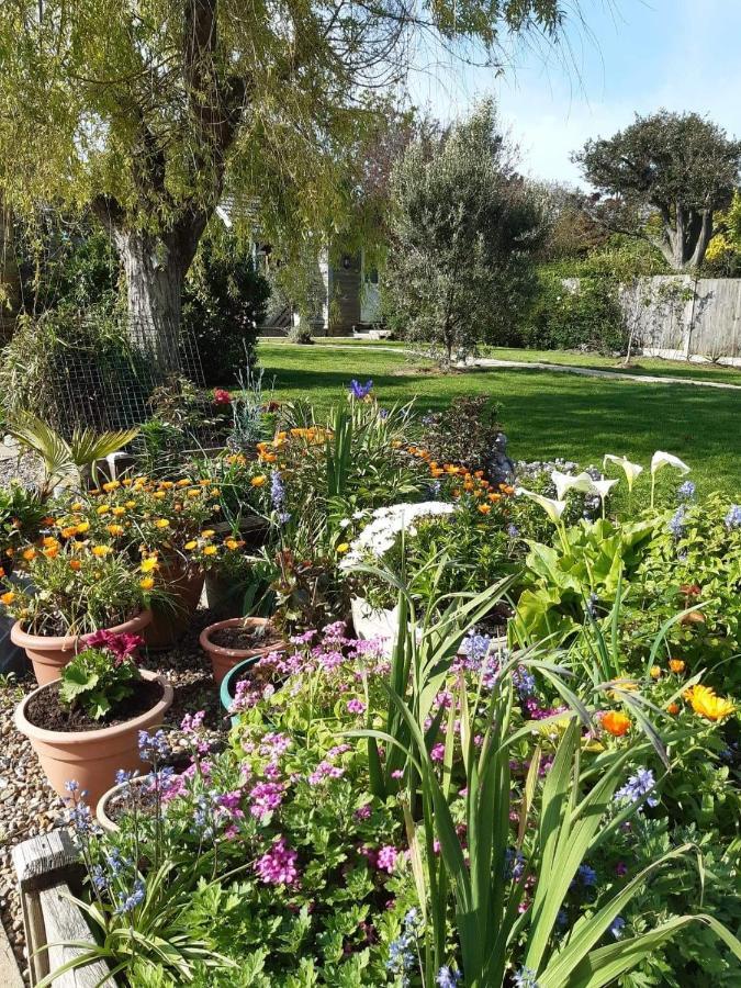 Cosy Cabin By The Seaside With Hot Tub Leilighet Birchington-on-Sea Eksteriør bilde
